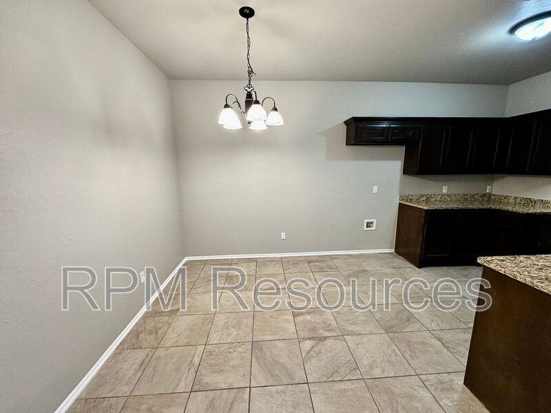 113 Bison Court Way - Photo 7 of 20