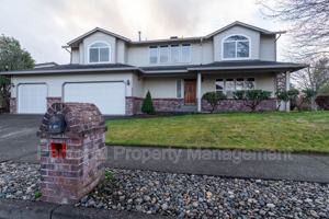 featured image of 8012 Nw 11th Ct