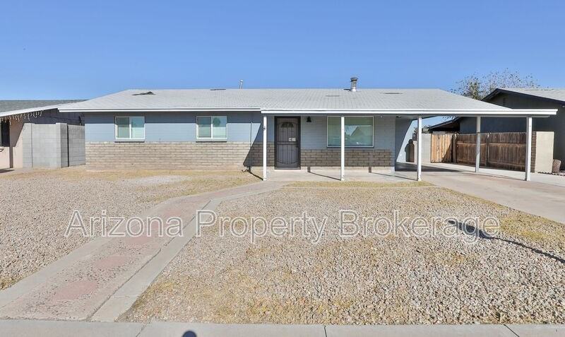 208 E Park Ave - Photo 3 of 25