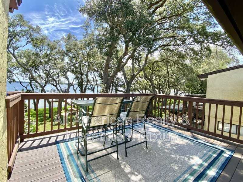 121 Gardner Dr - Photo 3 of 33