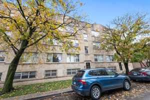 featured image of 6057 S California Ave