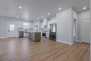 featured image of 529 S Cutler Ave