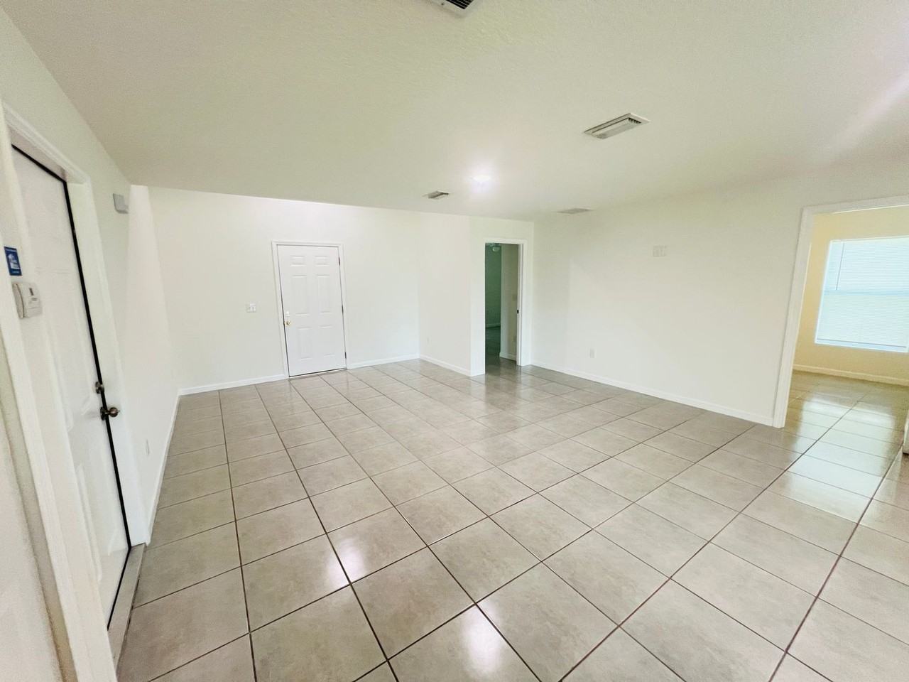 831 Highland Ave Nw - Photo 6 of 25