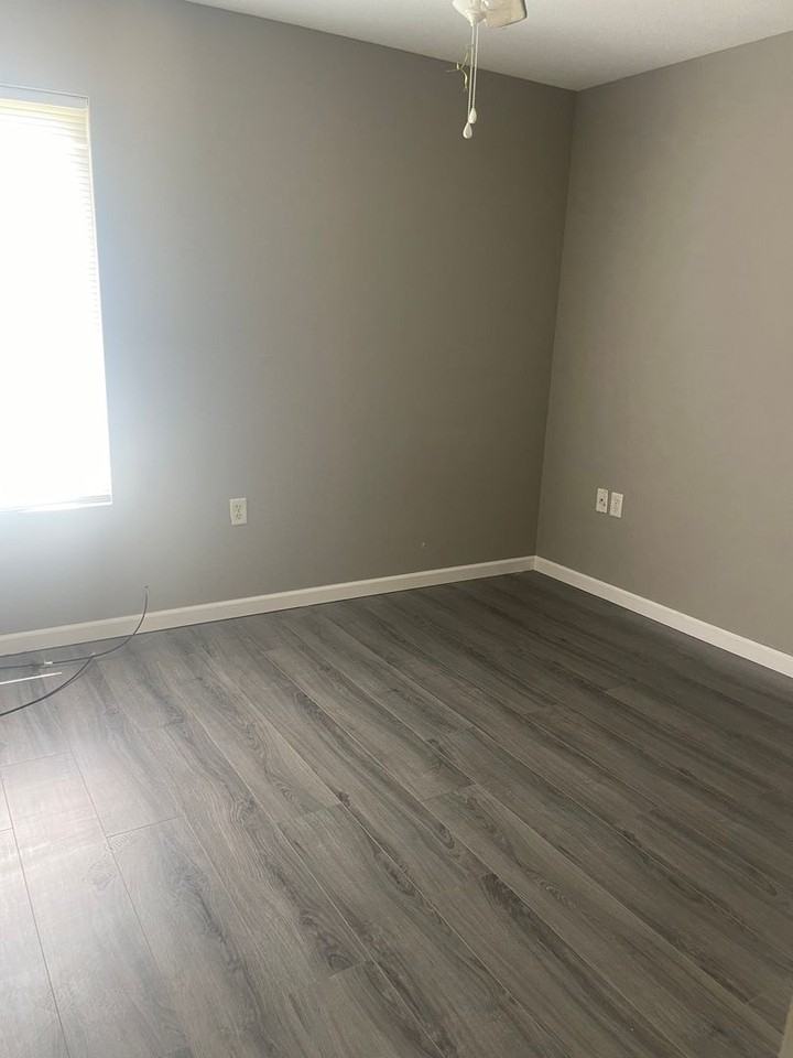 107 Hardwood Rd - Photo 5 of 5