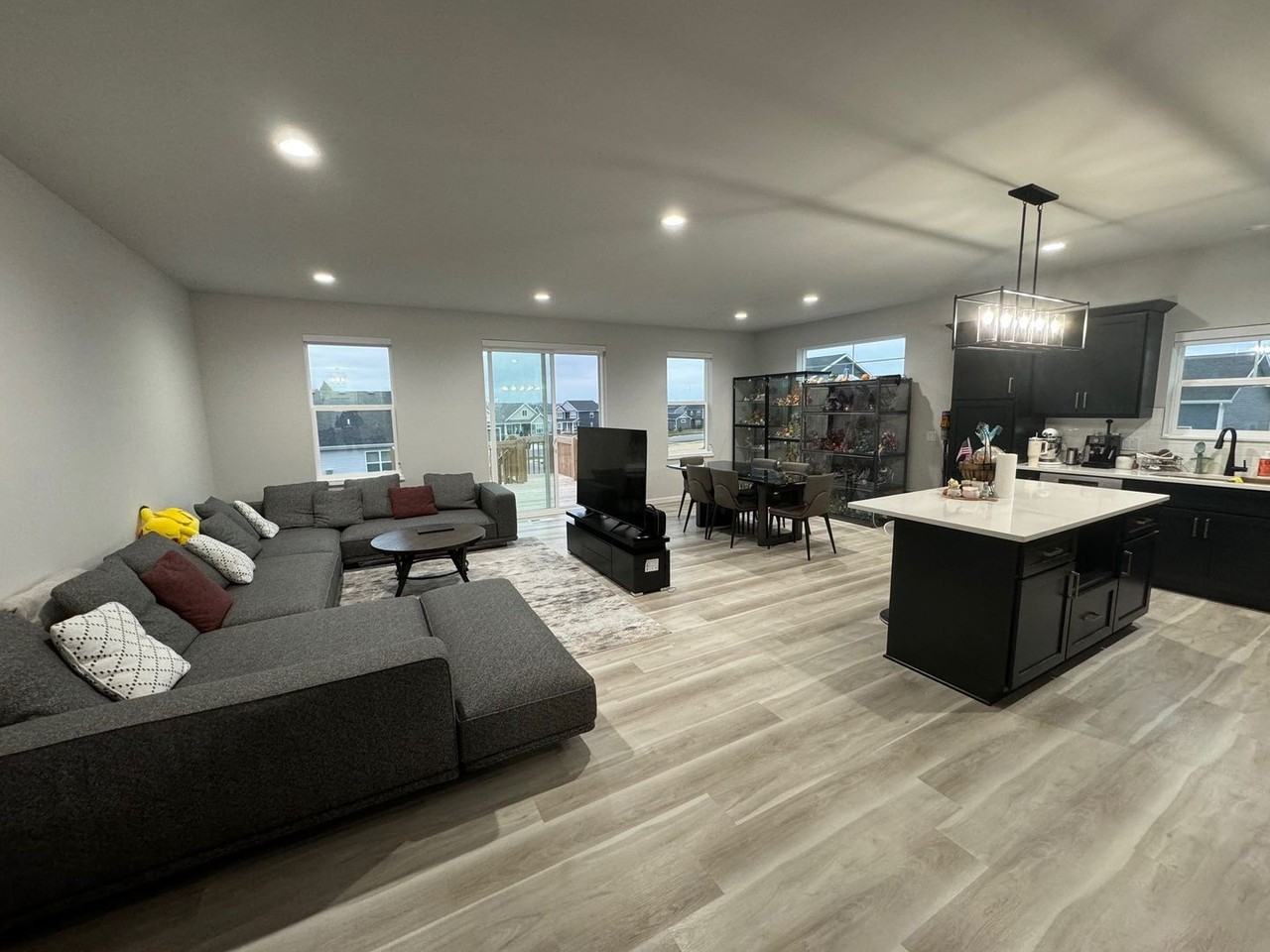 504 White Sky Pass - Photo 2 of 22