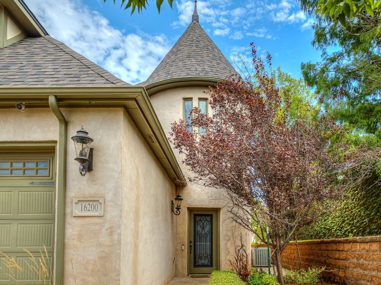 16200 Muirfield Pl - Photo 3 of 31