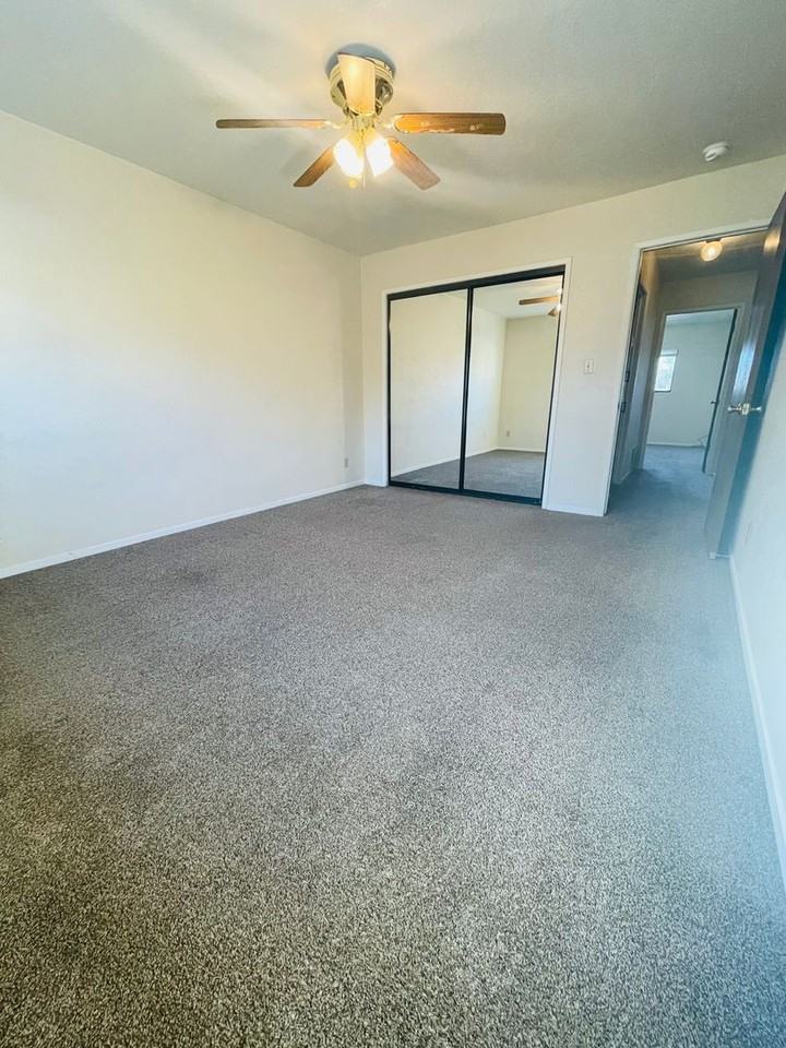 3068 Colony Park Dr - Photo 3 of 27