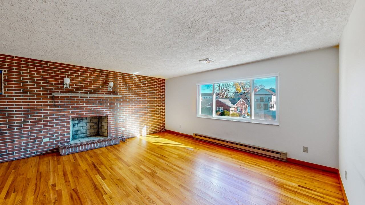 21 Ashmont Rd - Photo 2 of 25