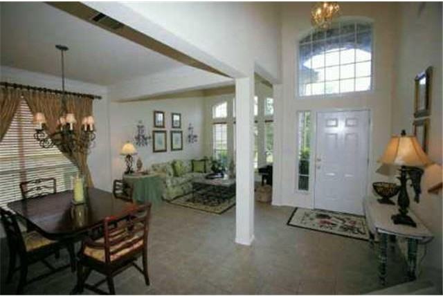 15408 Osseo Cv - Photo 2 of 8