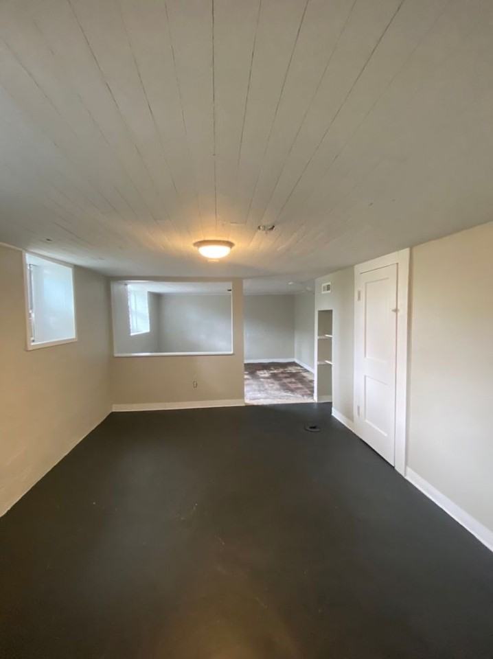 1006 Patterson St - Photo 7 of 9