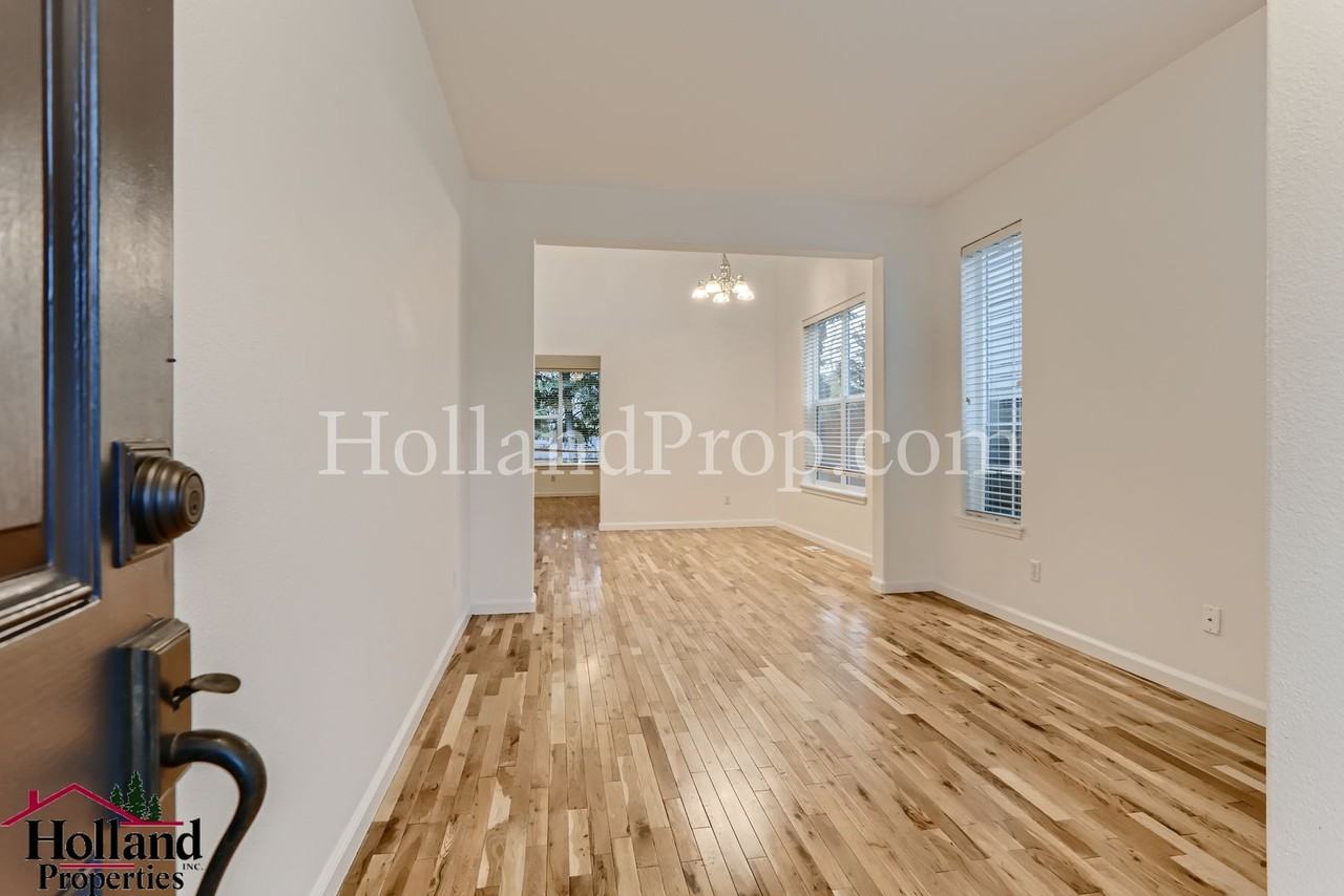 1265 Nw 7th Ave - Photo 3 of 27