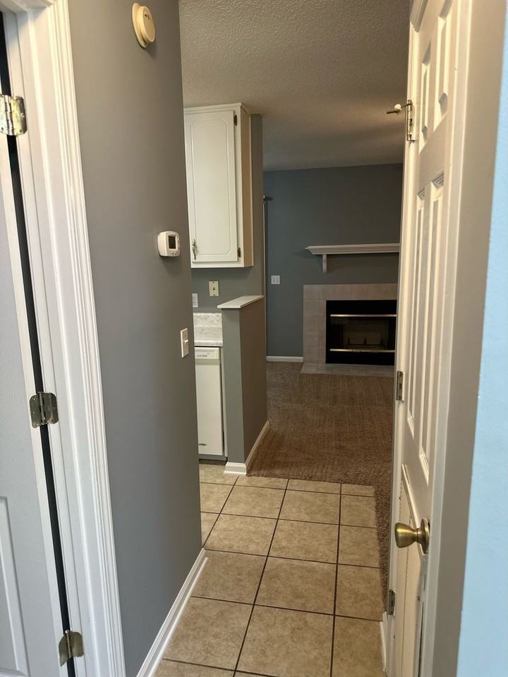 316 Candlebrook Dr - Photo 4 of 12