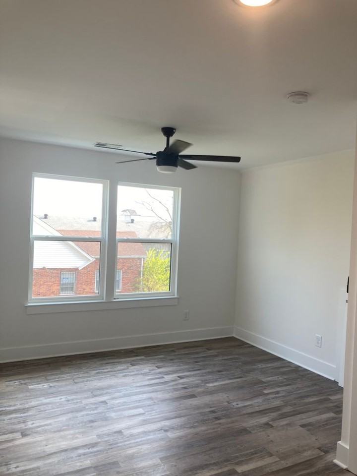 1217B Phillips St - Photo 2 of 17