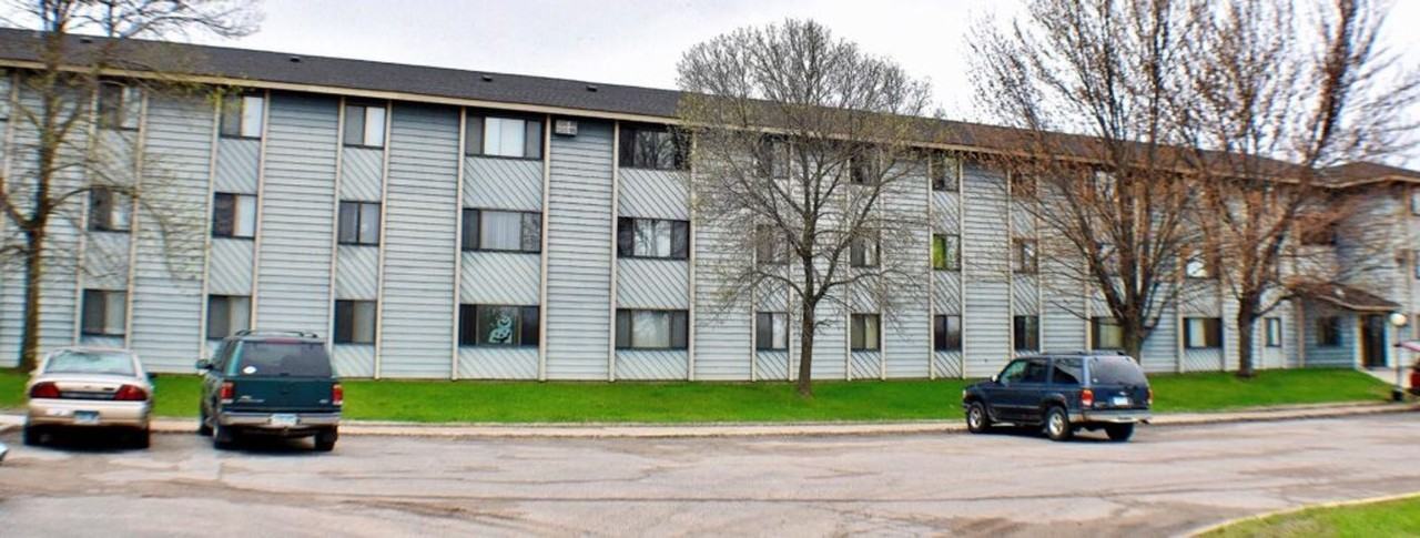 Meadowview Apartments - Photo 3 of 5