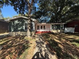 3609 E Brookview Dr - Photo 1 of 1