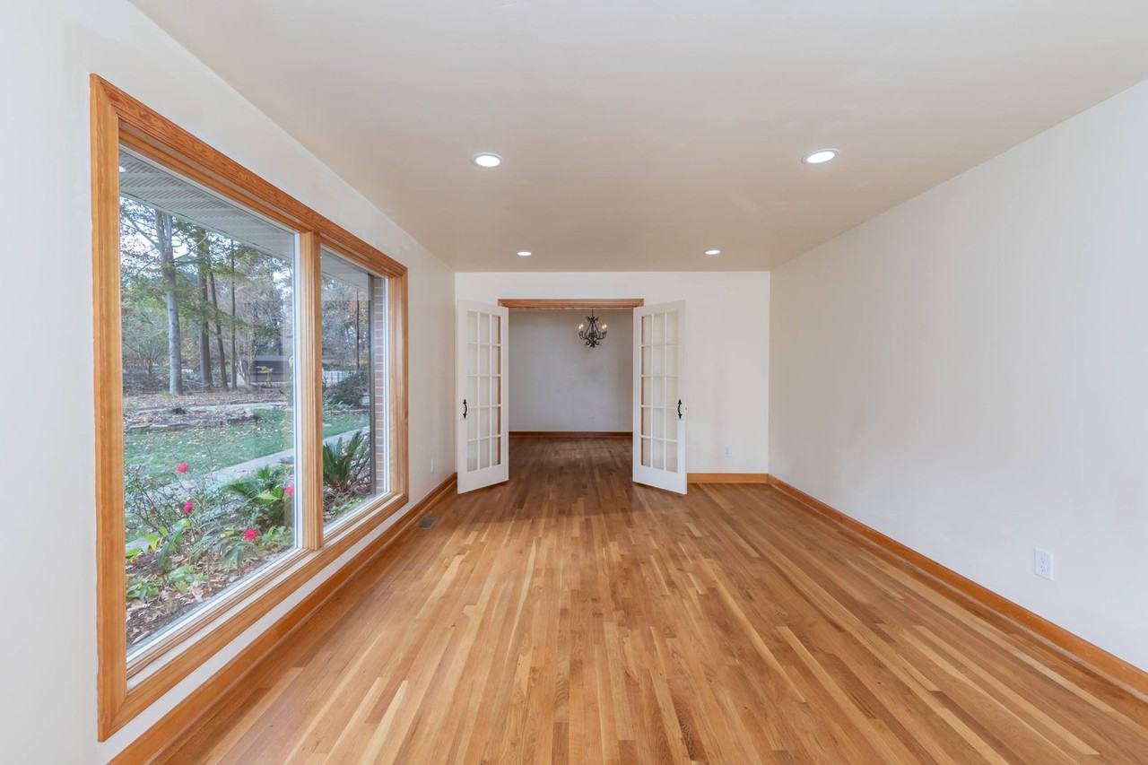 107 Lorac Ct - Photo 2 of 25