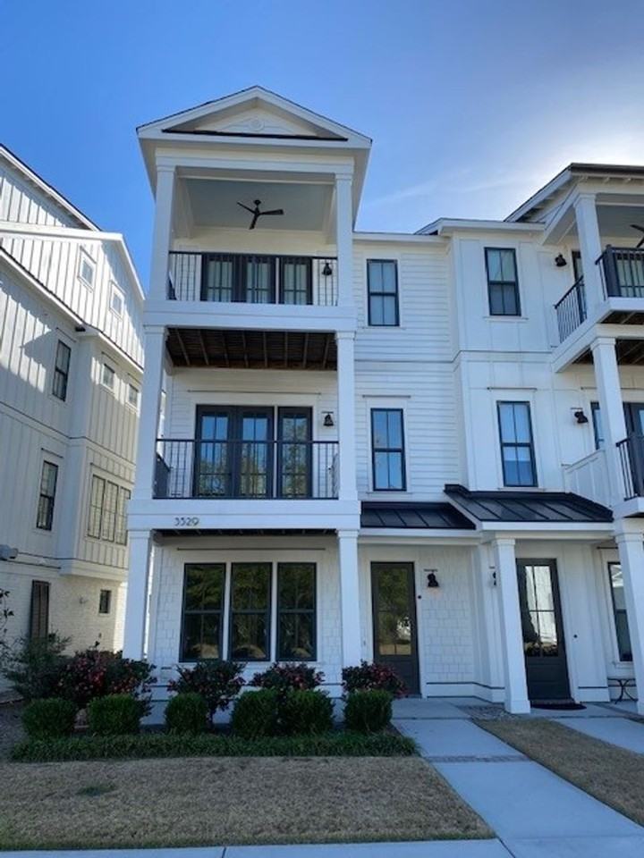 3529 Watercraft Ferry Ave - Photo 3 of 50