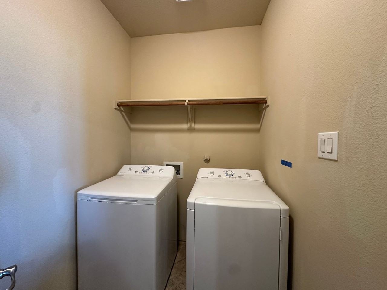 3108 Tamarack Ln - Photo 7 of 23