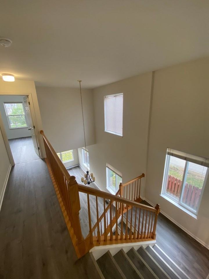 315 Richmond Dr - Photo 7 of 17