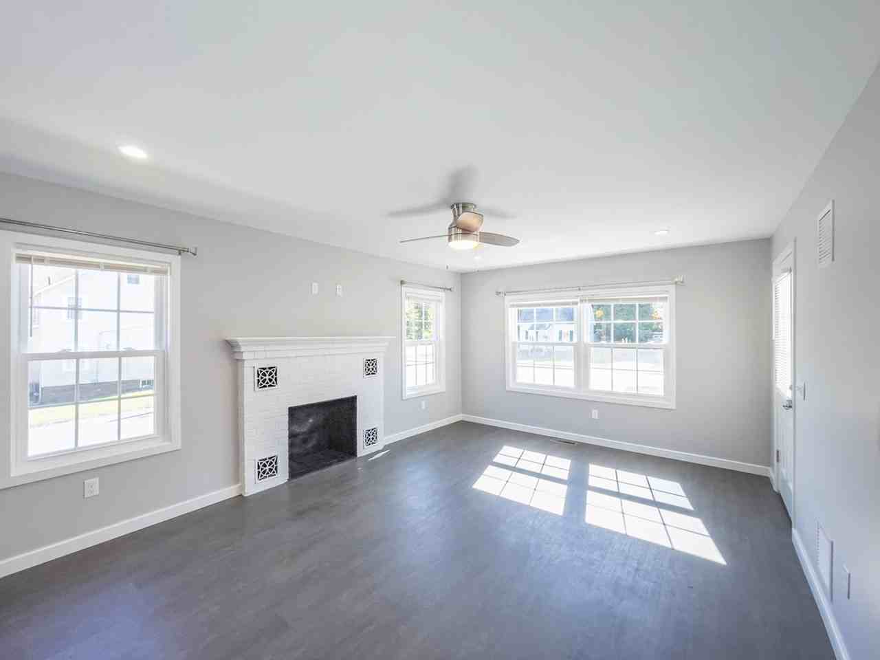 159 Dunham St - Photo 6 of 29