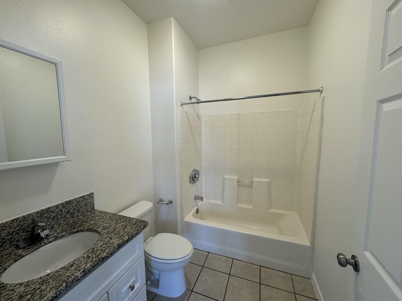 2266 Locust Avenue - Photo 4 of 5