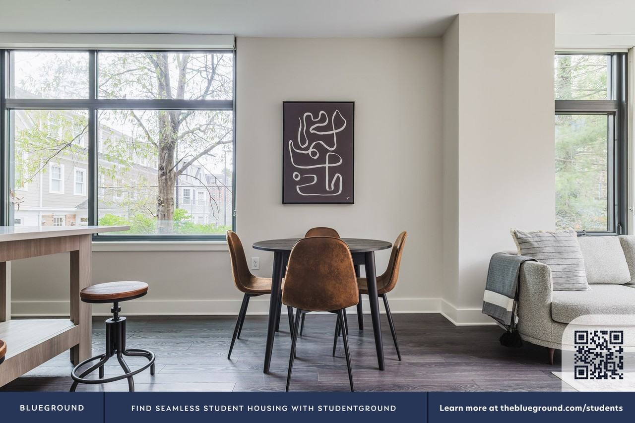 4901 Montgomery Lane - Photo 6 of 44