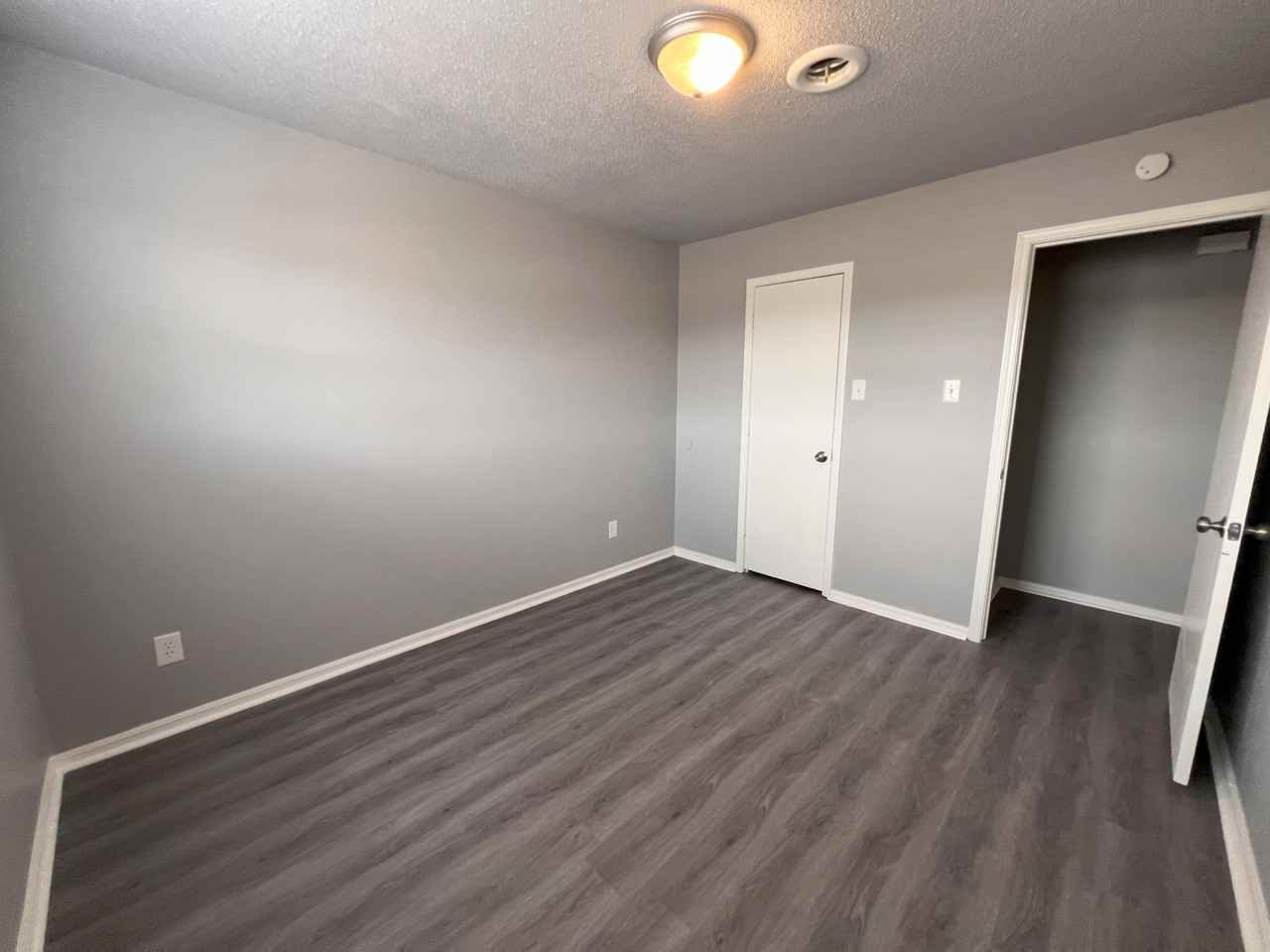 4607 Yorkshire Dr #3 - Photo 3 of 13