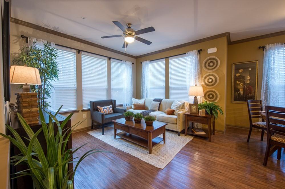 The Woodlands Lodge Apartments - Photo 4 of 50