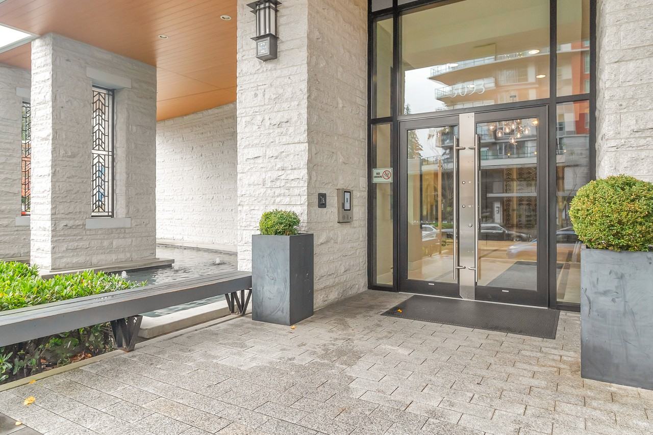 3093 Windsor Gate #903 - Photo 4 of 31