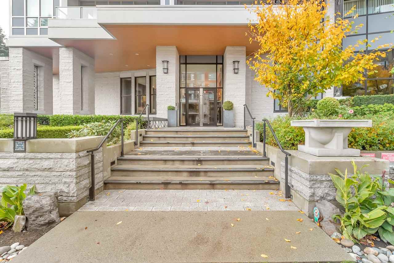 3093 Windsor Gate #903 - Photo 3 of 31