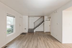 featured image of 5541 Allemong Dr #5541
