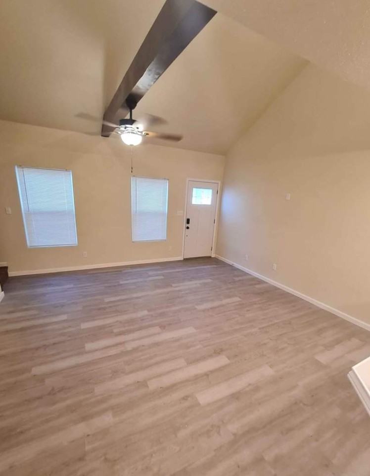 551 Oak Lawn Dr #2 - Photo 2 of 16