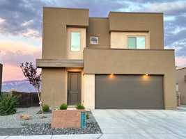 featured image of 4389 Lauren Loop Ne #NA