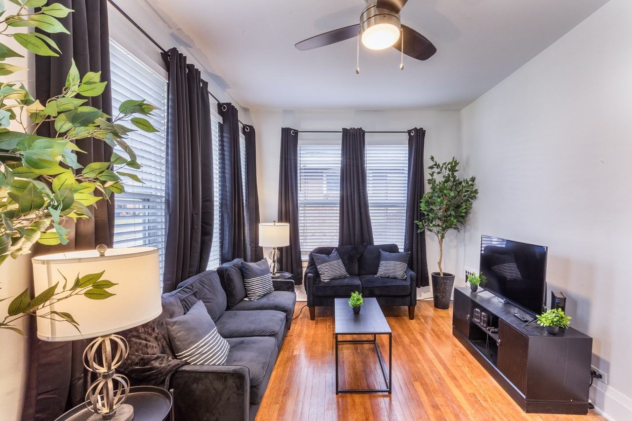 2262 Yale Ave #NA - Photo 2 of 20