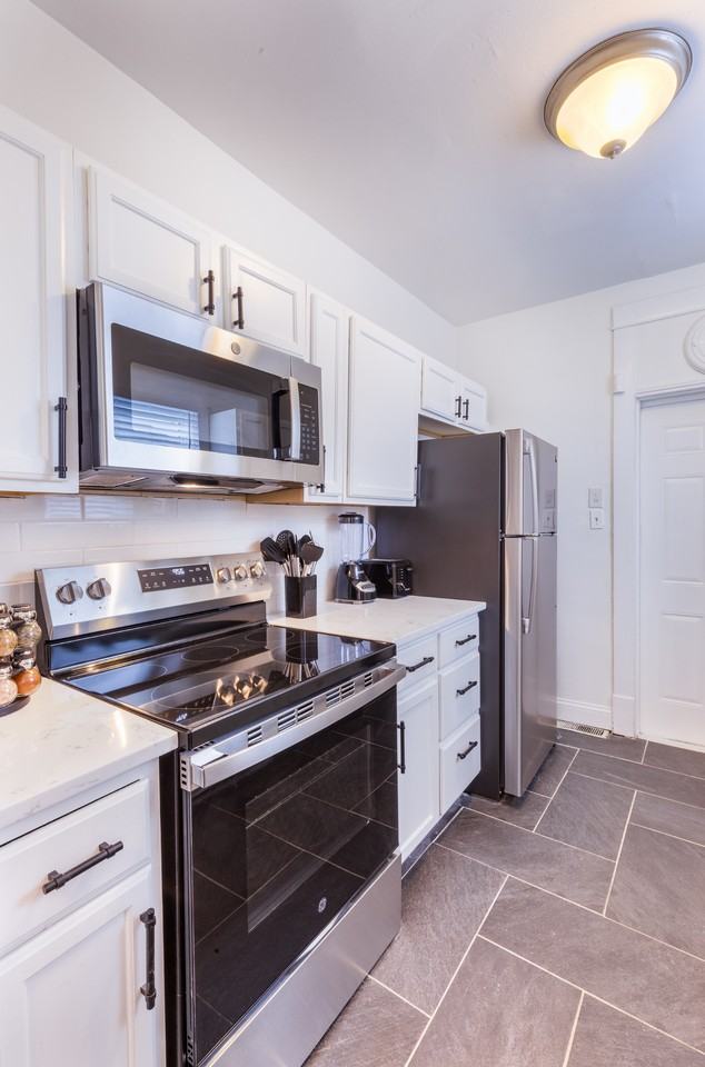 2262 Yale Ave #NA - Photo 6 of 20