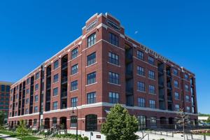 featured image of 1690 Aspen Cmns