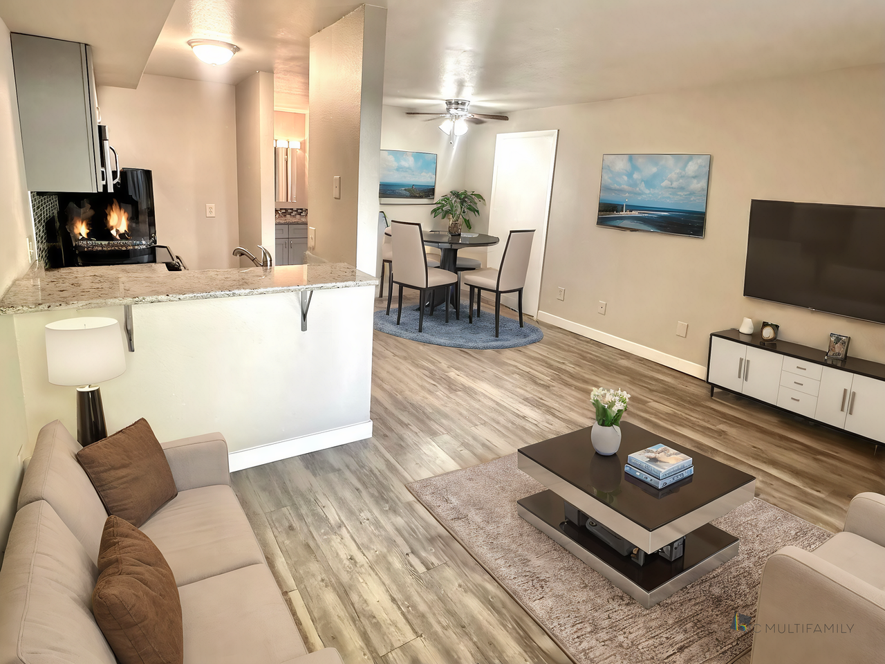 980 S Dexter St - Photo 3 of 27