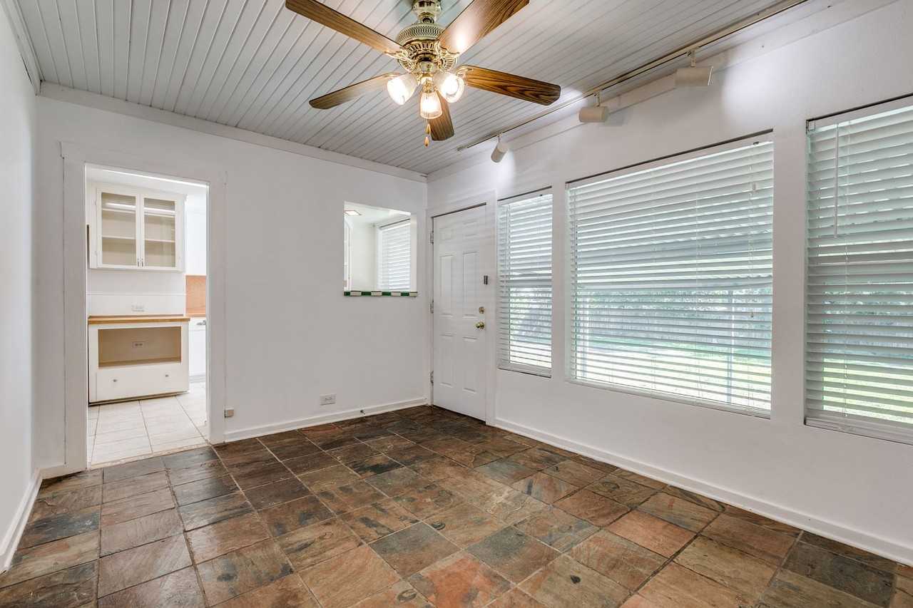 206 Chevy Chase Dr - Photo 6 of 25