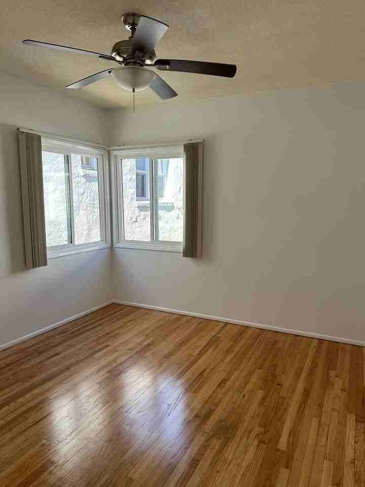 2847 E 7TH STREET, 713-21 GLADYS - Photo 7 of 12