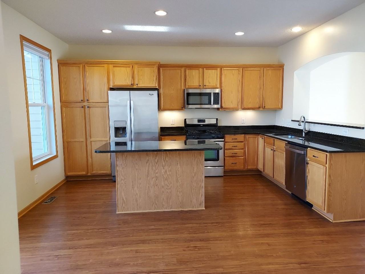 10752 Falling Water Ln #B - Photo 3 of 22