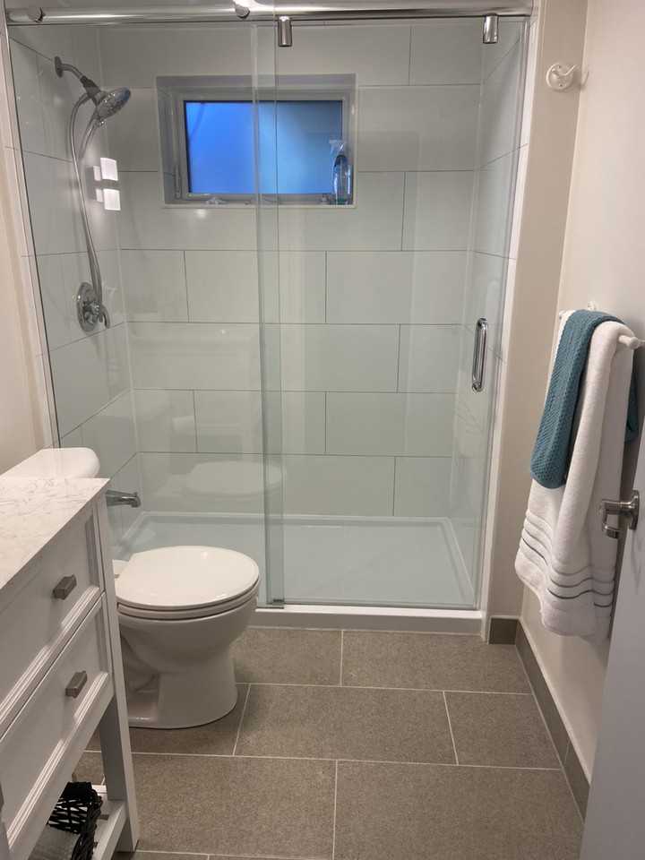 7261 Dellaport Dr - Photo 3 of 9