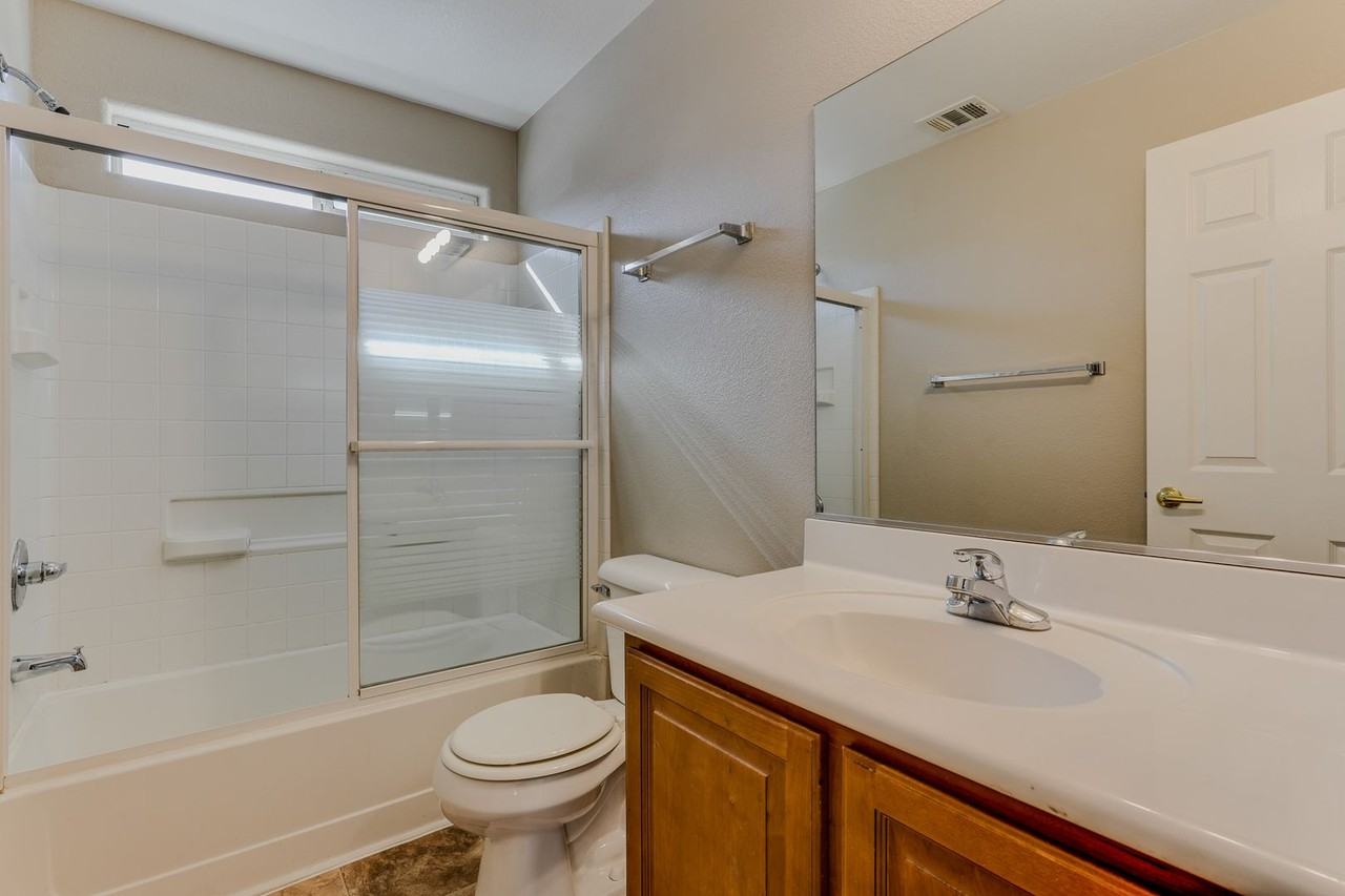 1093 Elation Ln - Photo 4 of 20