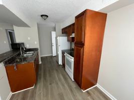 featured image of 712 712 Grayson St & 711 Rockingham St