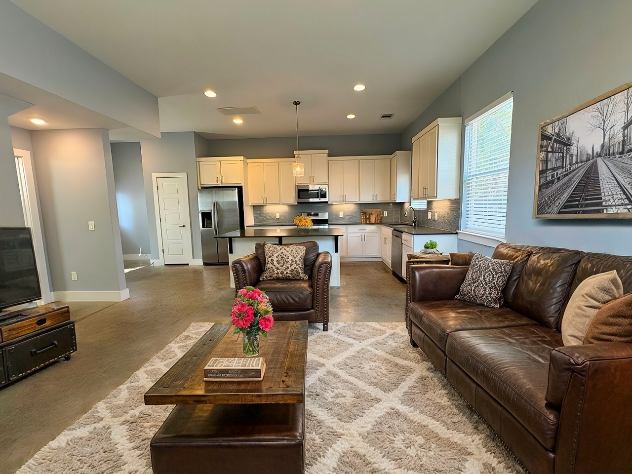 6201 Felix Ave - Photo 4 of 42