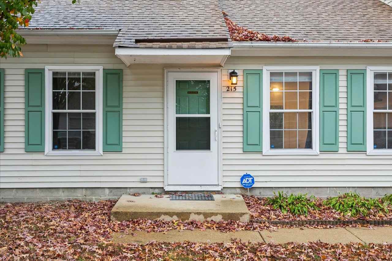 215 Old Bridge Ct - Photo 2 of 42