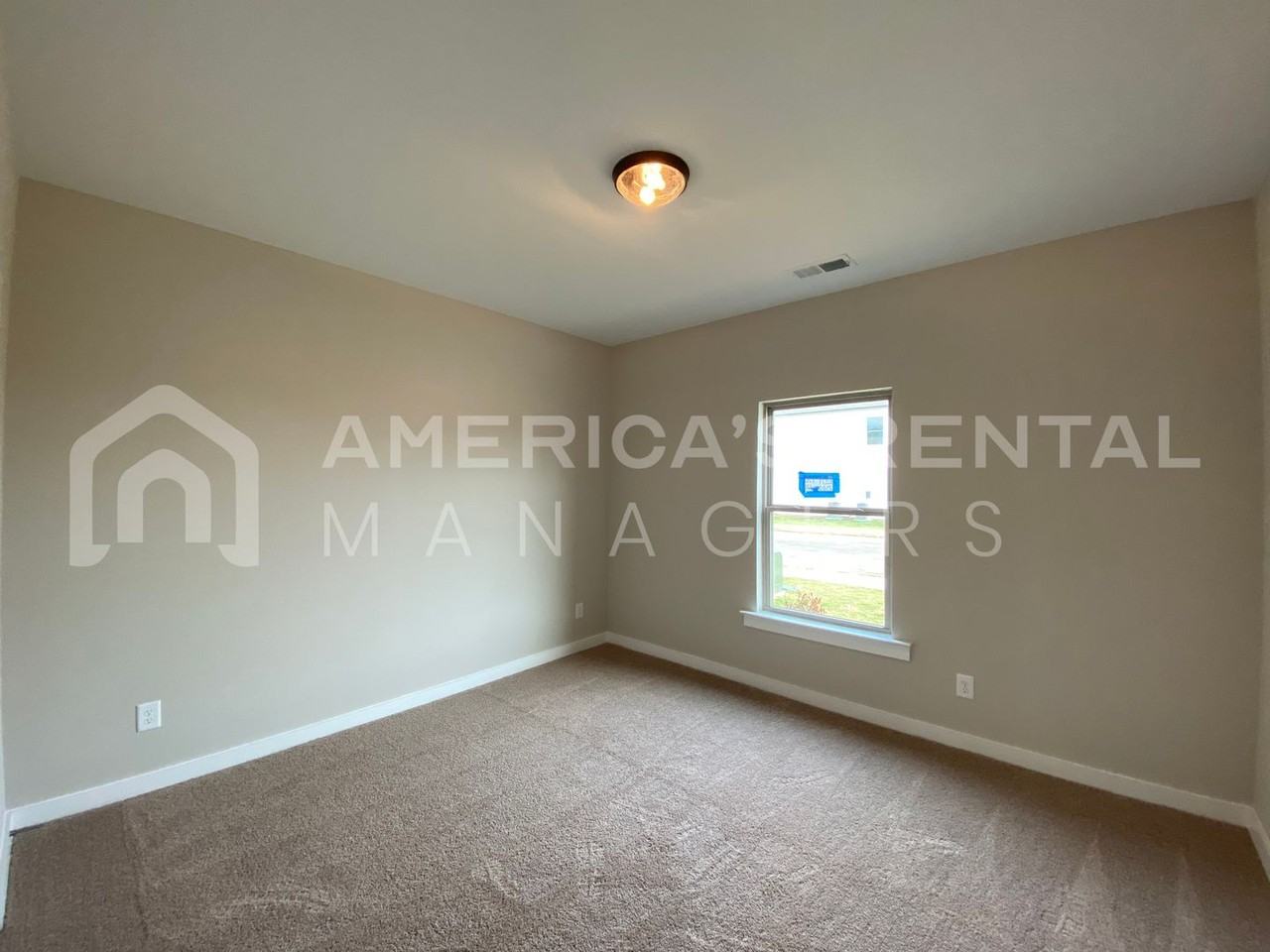 250 County Road 1701 - Photo 7 of 38