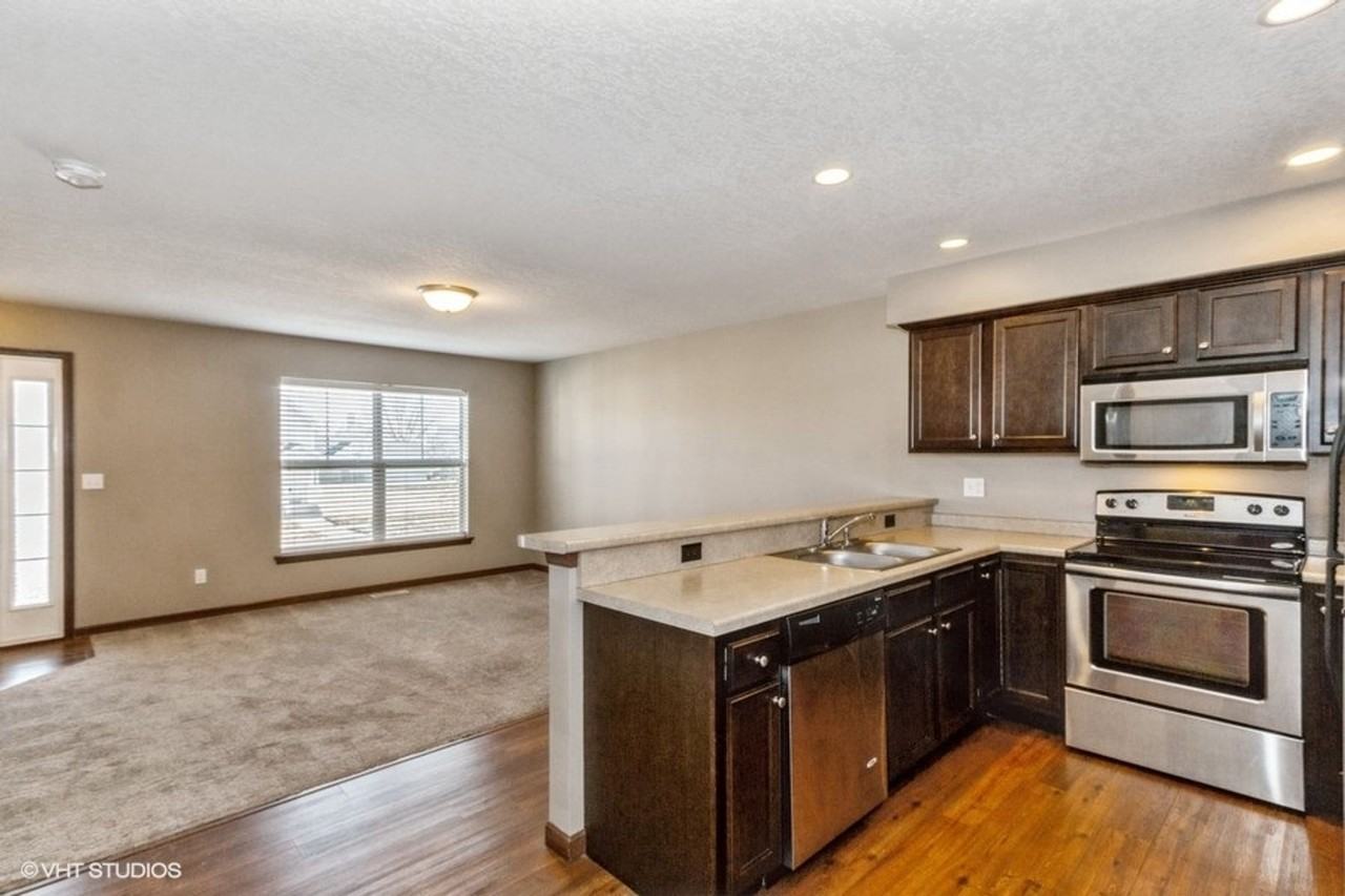 1338 Ellis Blvd Nw - Photo 3 of 32