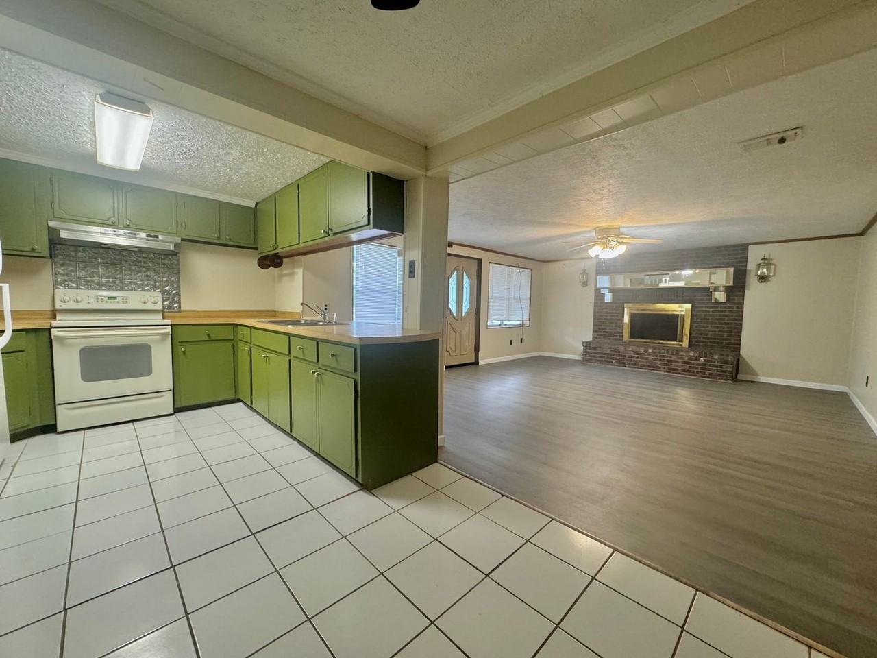 3048 Highway 71 - Photo 3 of 13
