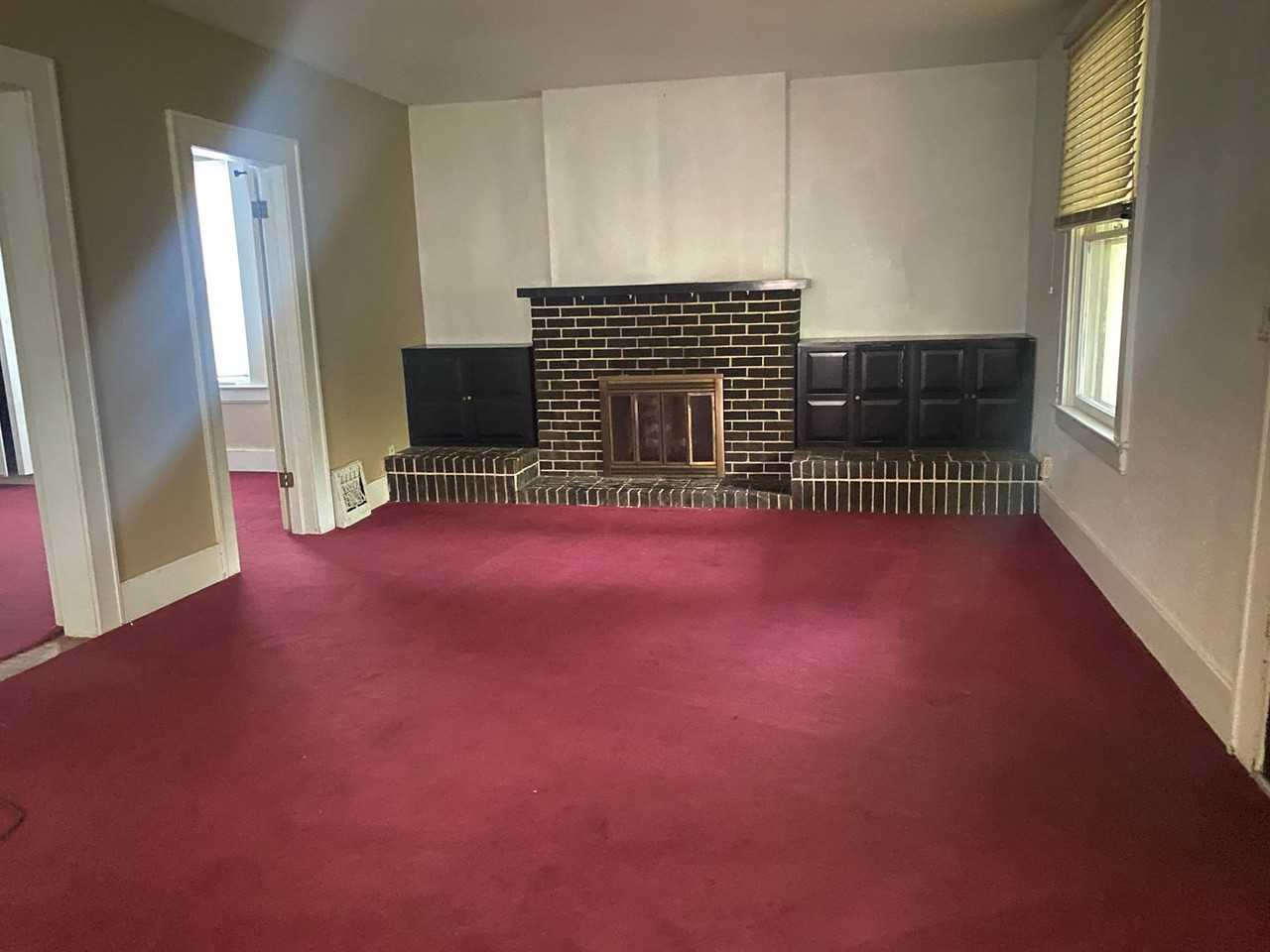 620 E Delmar St - Photo 2 of 7