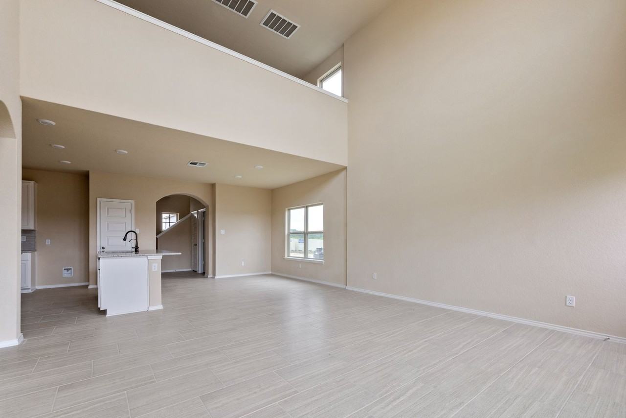 3640 Wet Cloud Dr - Photo 4 of 17